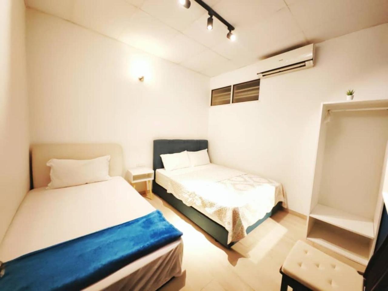 12 6room Terrace Gurney Heritage Adventist Hospital Restaurant Shopping Mall *