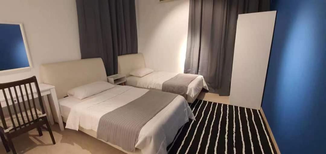 12 6room Terrace Gurney Heritage Adventist Hospital Restaurant Shopping Mall