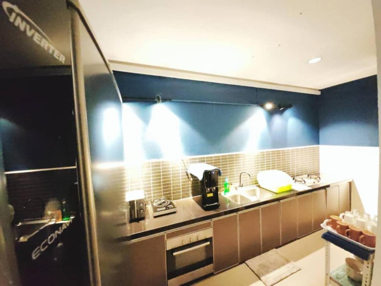 12 6room Terrace Gurney Heritage Adventist Hospital Restaurant Shopping Mall